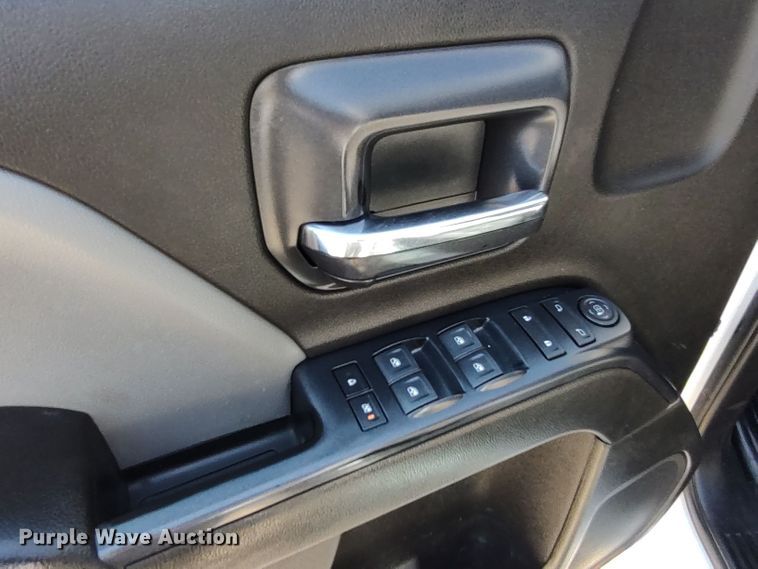 image for item LU9149 2017 Chevrolet Silverado 1500  Double Cab pickup truck