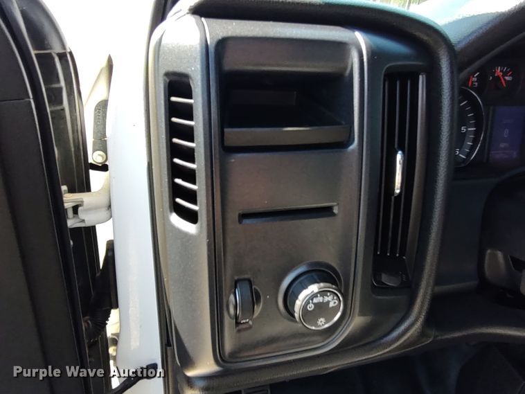 image for item LU9149 2017 Chevrolet Silverado 1500  Double Cab pickup truck