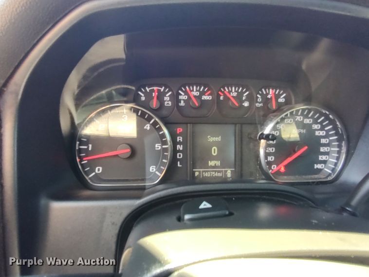 image for item LU9149 2017 Chevrolet Silverado 1500  Double Cab pickup truck