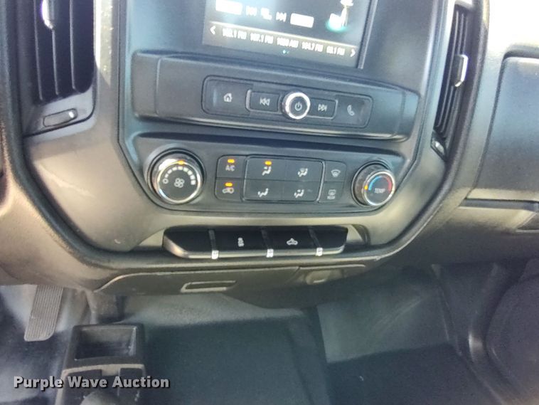 image for item LU9149 2017 Chevrolet Silverado 1500  Double Cab pickup truck