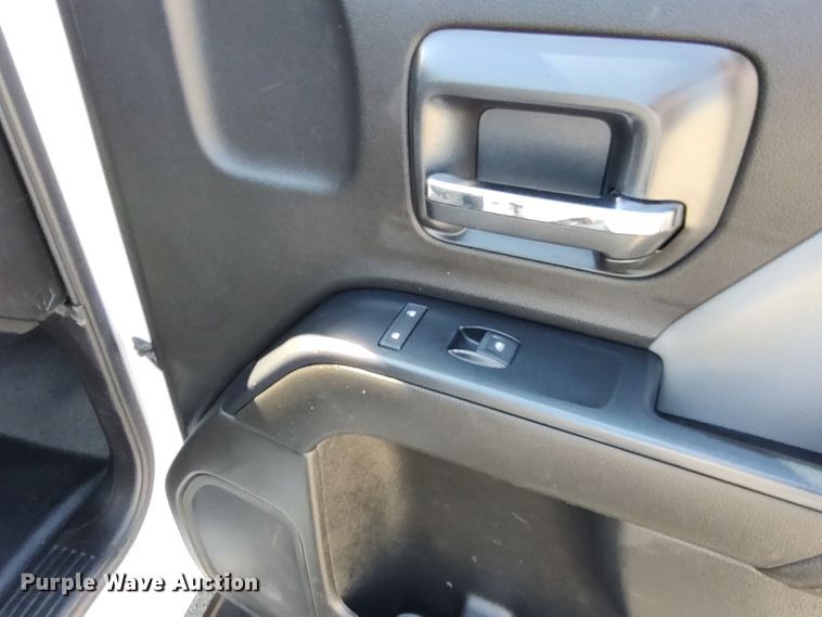 image for item LU9149 2017 Chevrolet Silverado 1500  Double Cab pickup truck