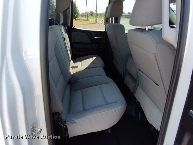 image for item LU9149 2017 Chevrolet Silverado 1500  Double Cab pickup truck