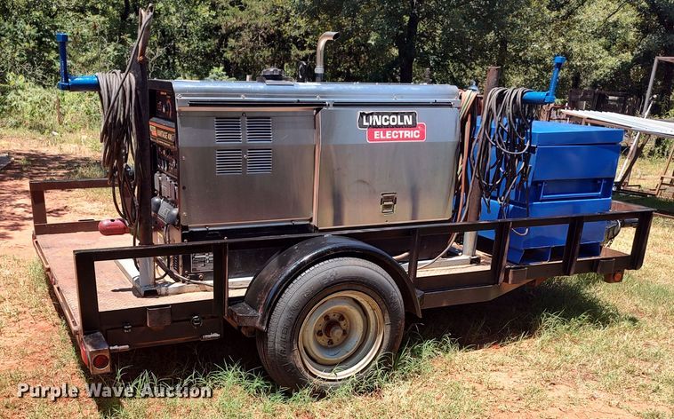 image for item LU9156 Lincoln Electric Vantage 400  welder