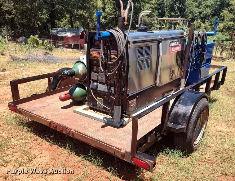 image for item LU9156 Lincoln Electric Vantage 400  welder