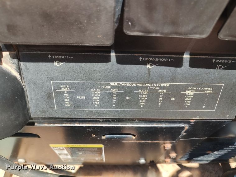 image for item LU9156 Lincoln Electric Vantage 400  welder