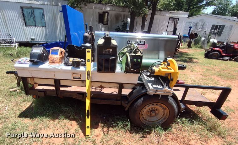 image for item LU9156 Lincoln Electric Vantage 400  welder