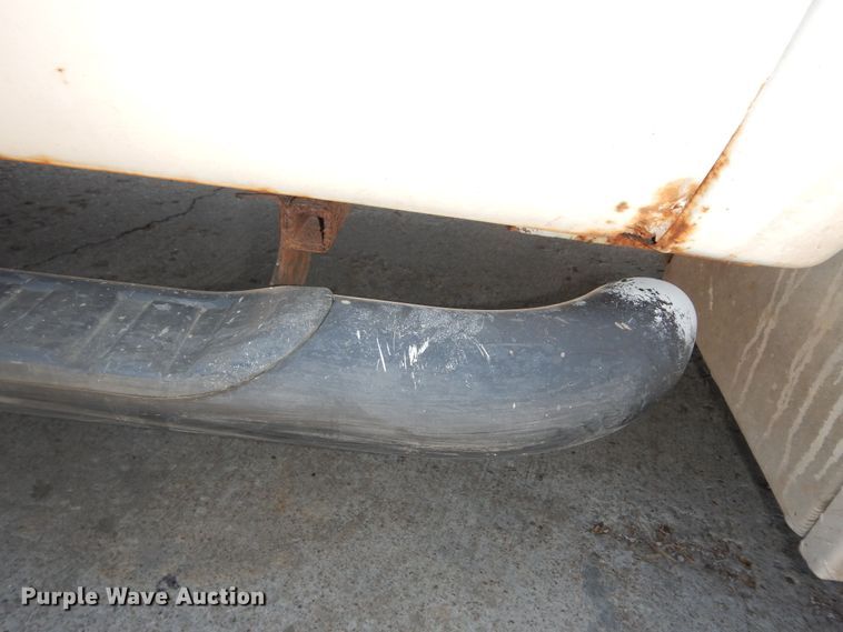 image for item MD9242 1999 Ford F450 Super Duty  dump flatbed truck