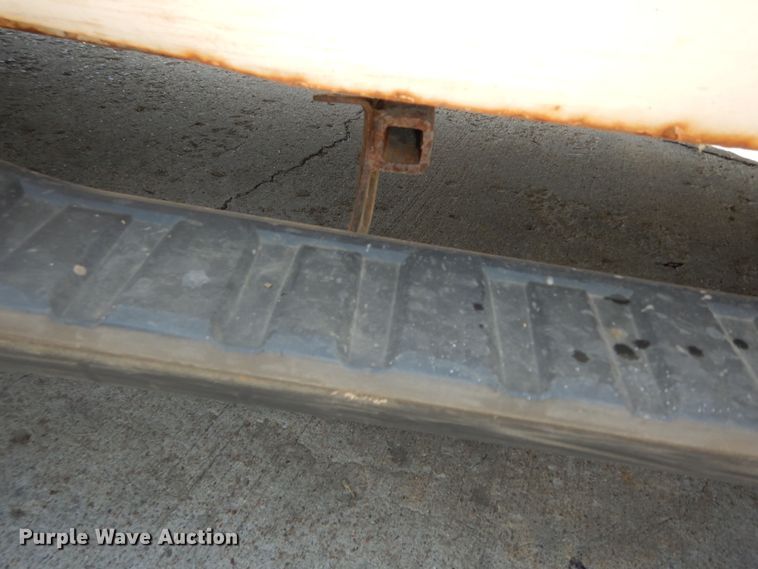 image for item MD9242 1999 Ford F450 Super Duty  dump flatbed truck