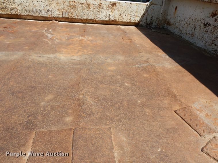 image for item MD9242 1999 Ford F450 Super Duty  dump flatbed truck