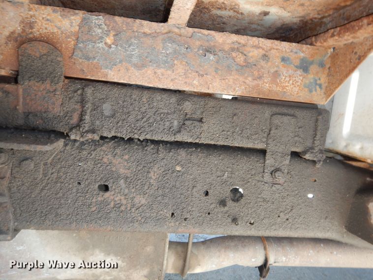 image for item MD9242 1999 Ford F450 Super Duty  dump flatbed truck