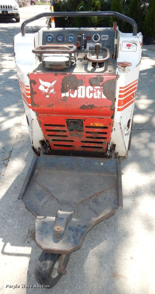 image for item MD9243 Bobcat MT52  compact utility loader