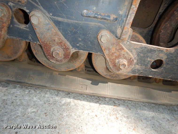 image for item MD9243 Bobcat MT52  compact utility loader