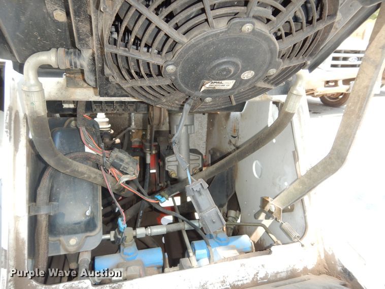 image for item MD9243 Bobcat MT52  compact utility loader