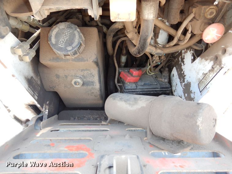 image for item MD9243 Bobcat MT52  compact utility loader