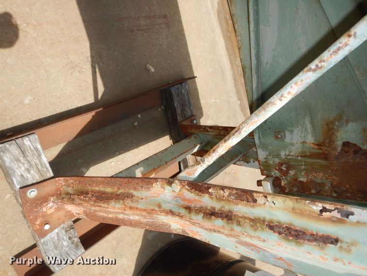 image for item MD9248 Turner  metal brake