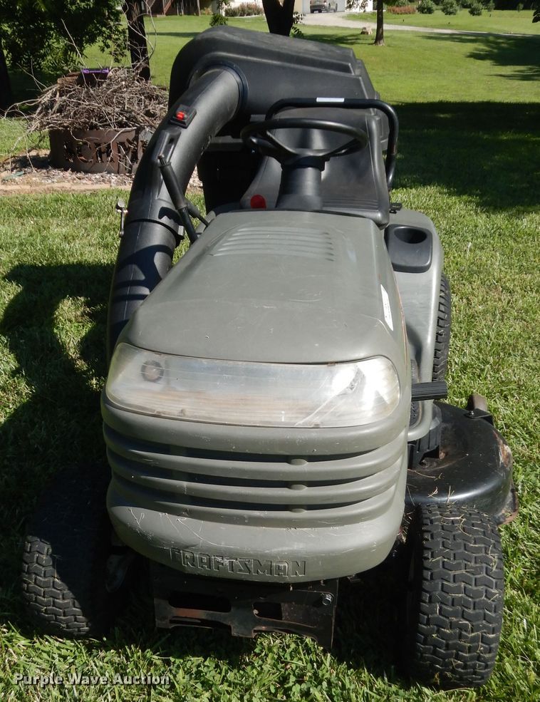 image for item MD9273 Craftsman LT2000  lawn mower