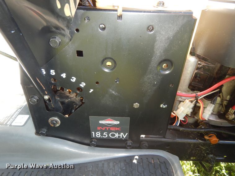 image for item MD9273 Craftsman LT2000  lawn mower