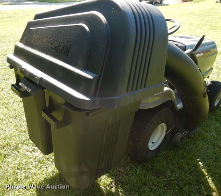 image for item MD9273 Craftsman LT2000  lawn mower