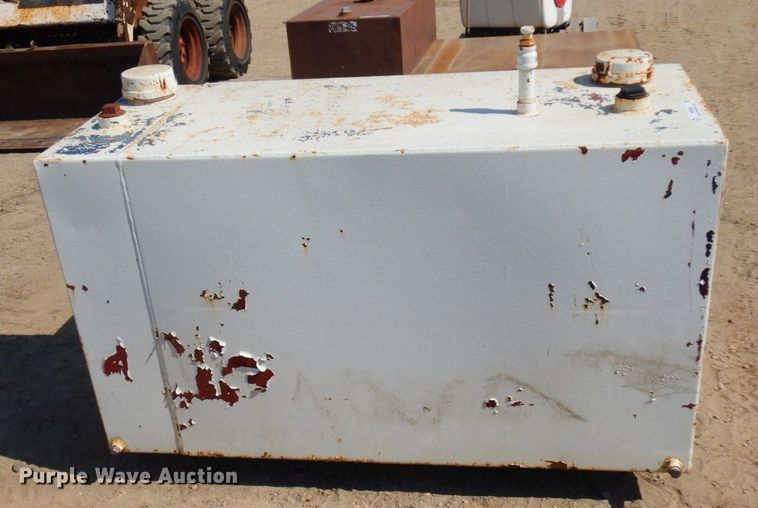 image for item MF9653 L-shaped fuel tank