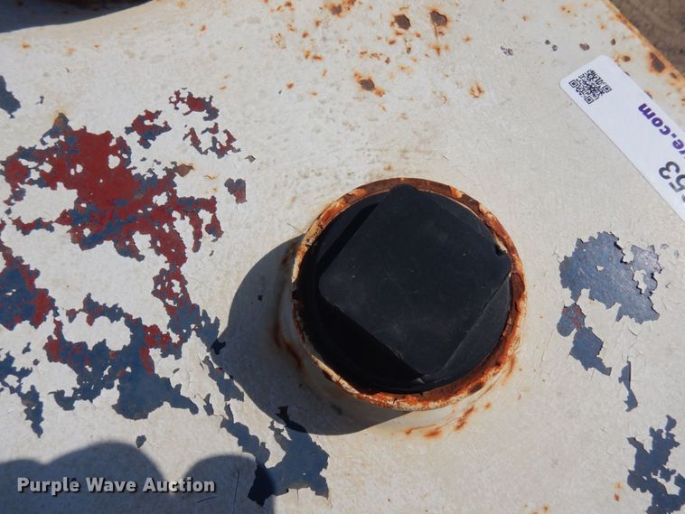 image for item MF9653 L-shaped fuel tank