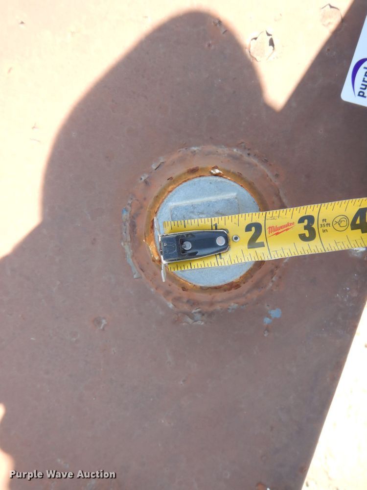 image for item MF9654 L-shaped fuel tank