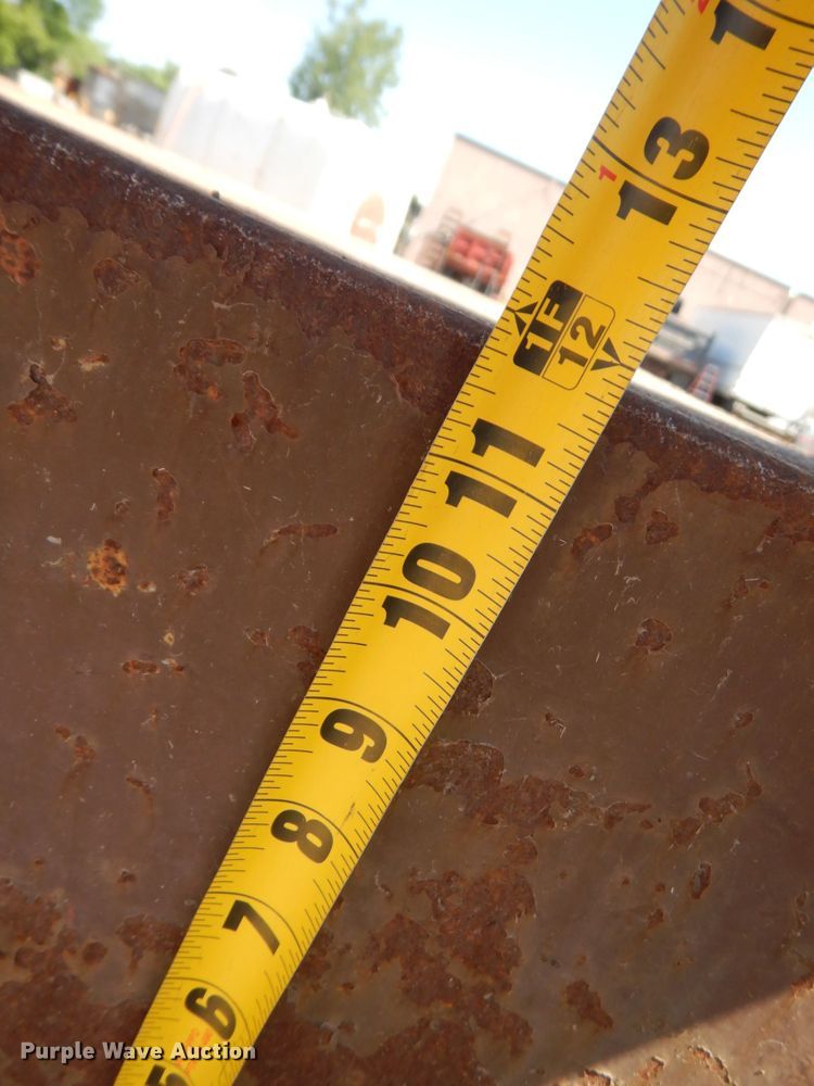 image for item MF9654 L-shaped fuel tank