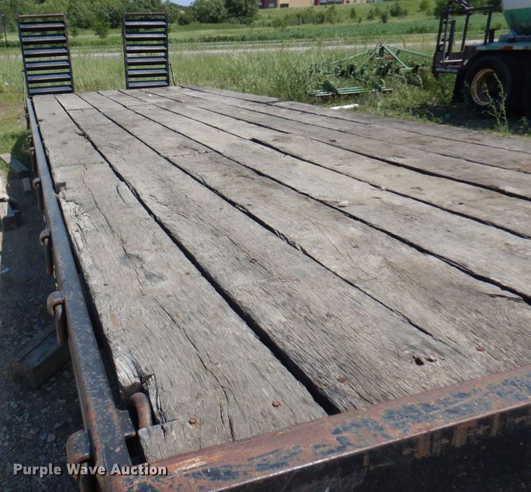 image for item MF9658 2003 Felling T40  equipment trailer