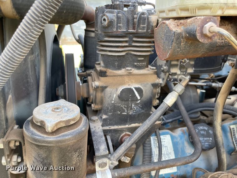 image for item MJ9616 1989 GMC C6000  bucket truck