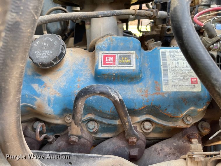 image for item MJ9616 1989 GMC C6000  bucket truck