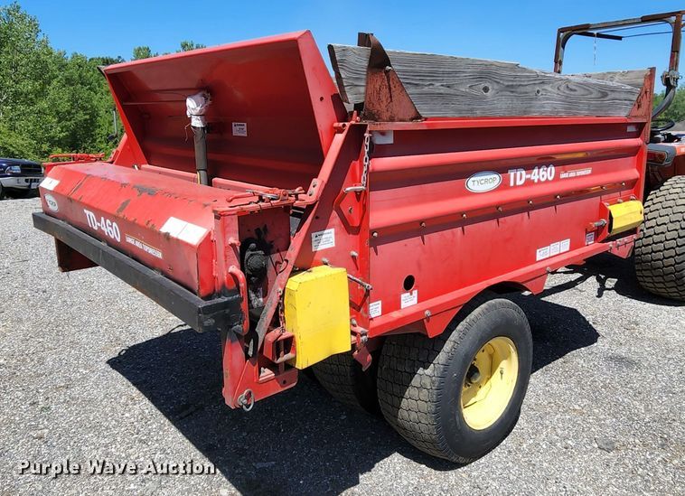 image for item MK9018 2006 Tycrop TD-460  top dresser spreader