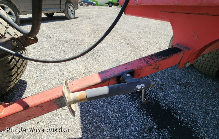 image for item MK9018 2006 Tycrop TD-460  top dresser spreader