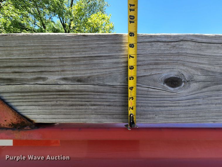 image for item MK9018 2006 Tycrop TD-460  top dresser spreader