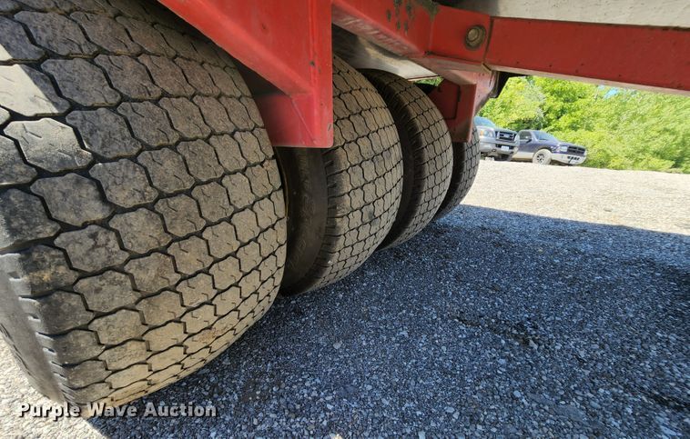 image for item MK9018 2006 Tycrop TD-460  top dresser spreader