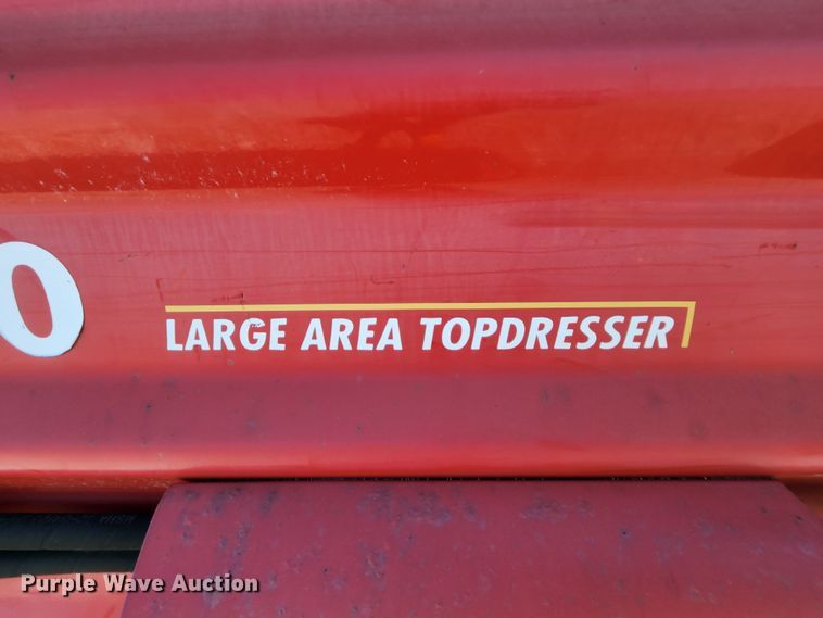 image for item MK9018 2006 Tycrop TD-460  top dresser spreader