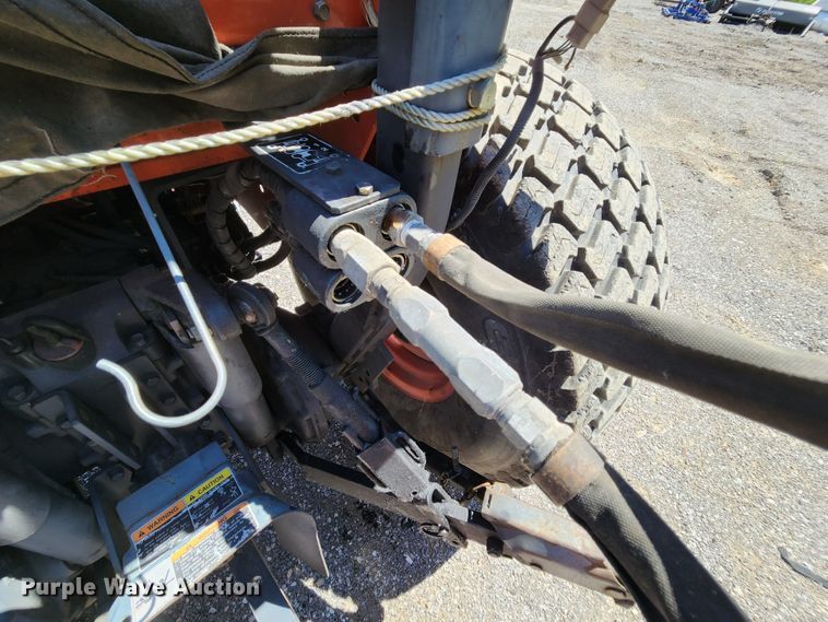 image for item MK9019 2007 Tycrop QP-450SH  top dresser spreader