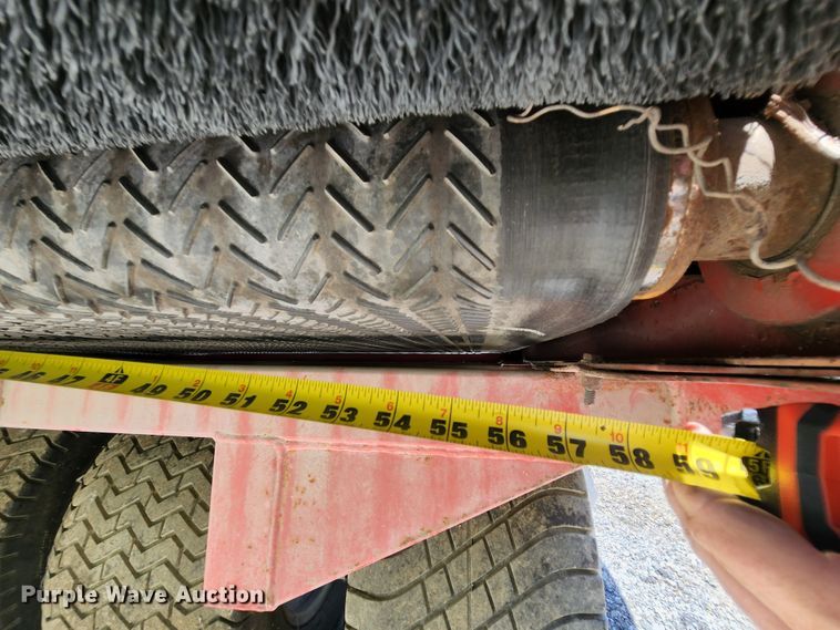 image for item MK9019 2007 Tycrop QP-450SH  top dresser spreader