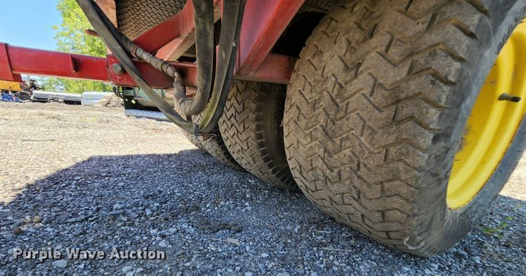 image for item MK9019 2007 Tycrop QP-450SH  top dresser spreader