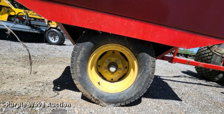 image for item MK9019 2007 Tycrop QP-450SH  top dresser spreader