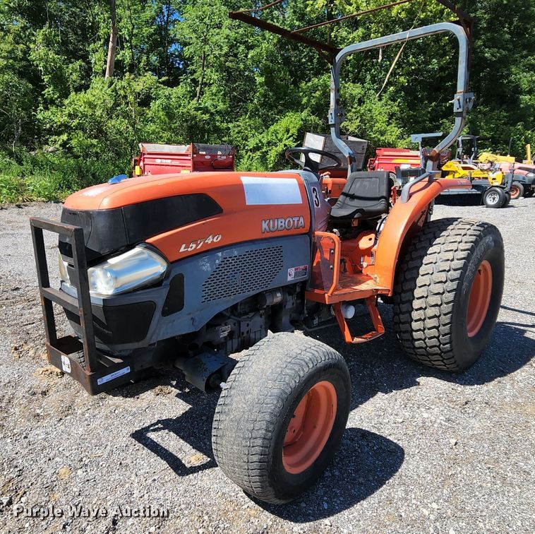 image for item MK9021 Kubota L5740 HST  MFWD tractor