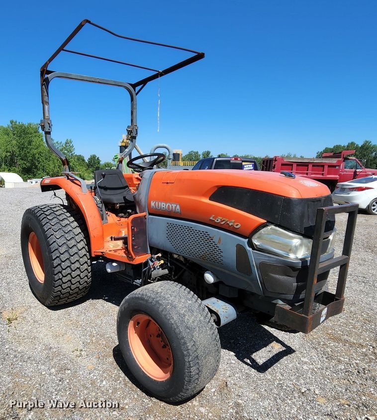 image for item MK9021 Kubota L5740 HST  MFWD tractor