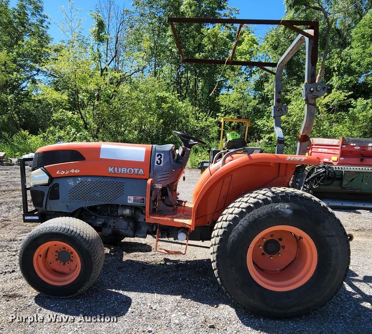 image for item MK9021 Kubota L5740 HST  MFWD tractor