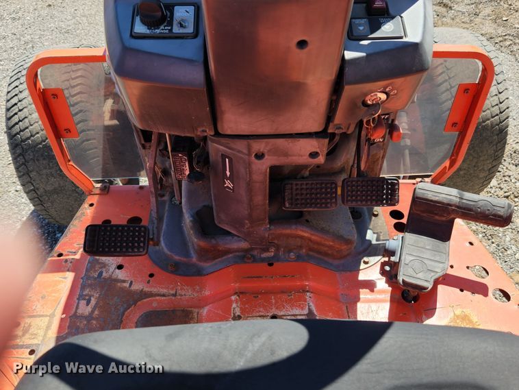 image for item MK9021 Kubota L5740 HST  MFWD tractor