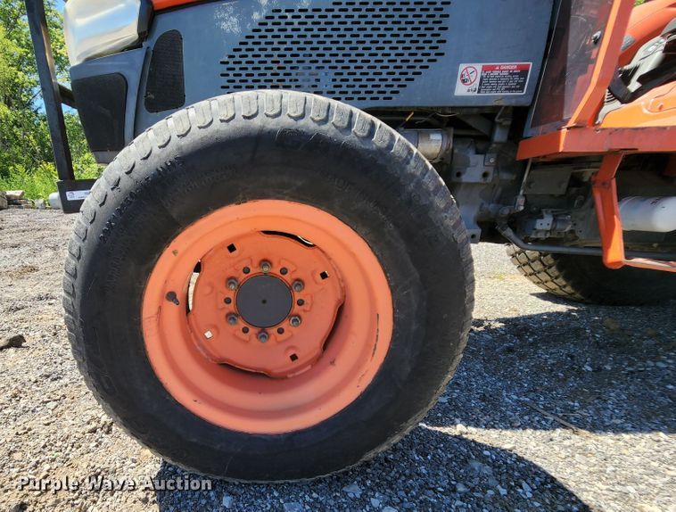 image for item MK9021 Kubota L5740 HST  MFWD tractor