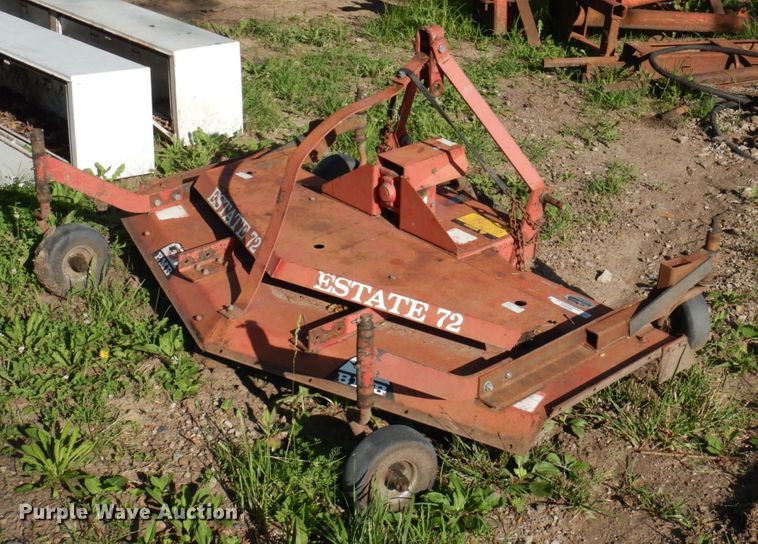 image for item MU9632 BMB Estate 72  finish mower