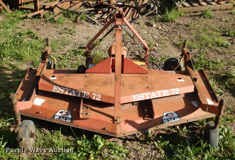 image for item MU9632 BMB Estate 72  finish mower