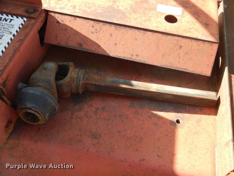 image for item MU9632 BMB Estate 72  finish mower