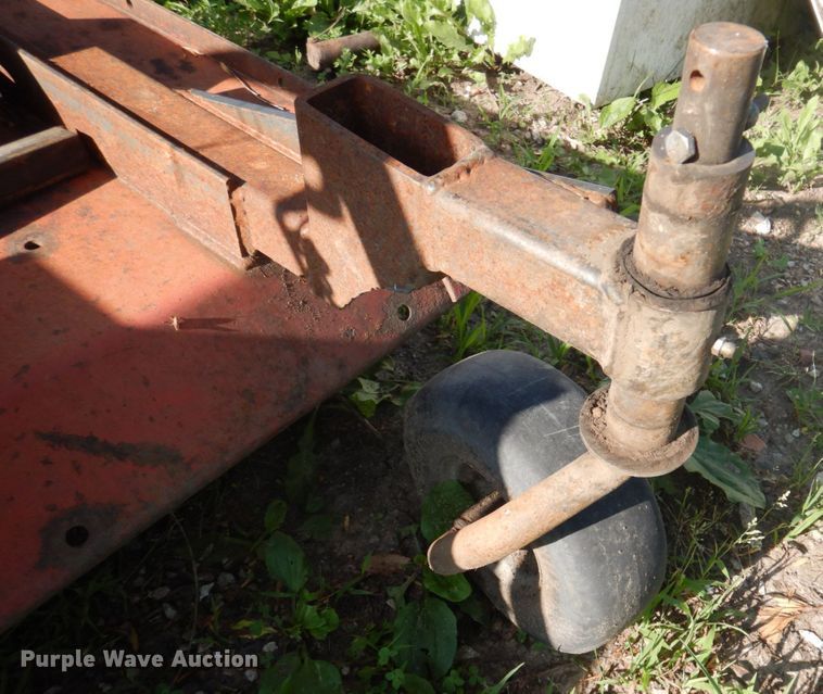 image for item MU9632 BMB Estate 72  finish mower