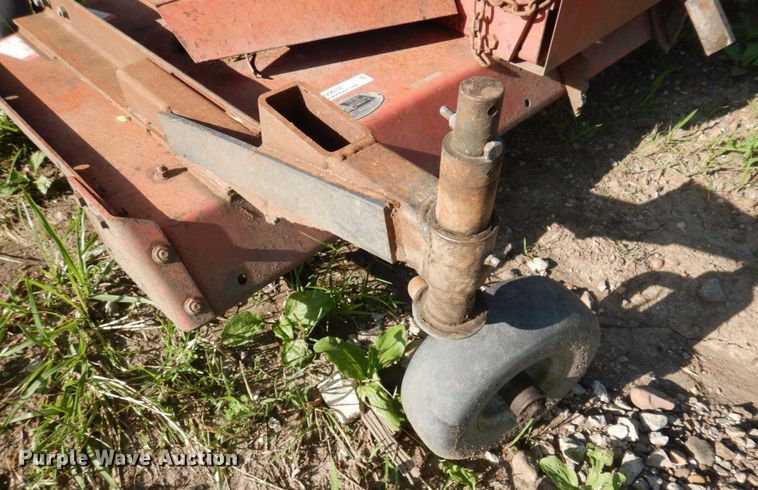 image for item MU9632 BMB Estate 72  finish mower