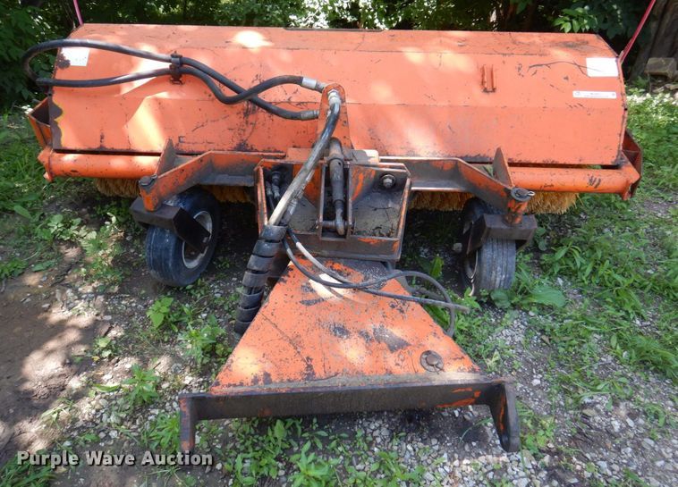 image for item MU9651 MB TKH  broom