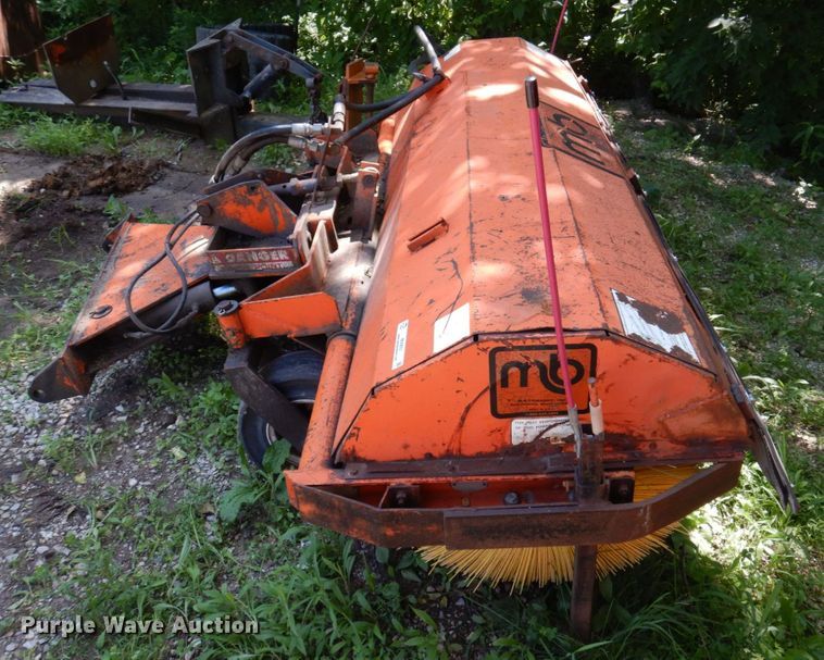 image for item MU9651 MB TKH  broom